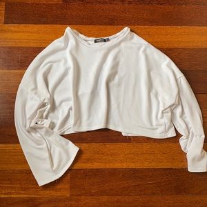 Boohoo Cropped Open-Back Sweatshirt (White)